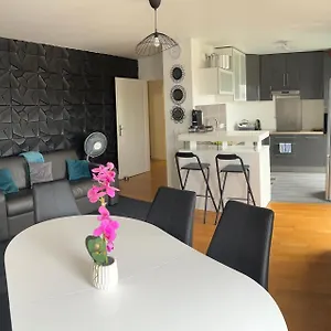 https://orchidees-choisy-apartment.fr-paris.fr